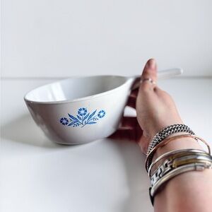 Corning Ware P-82-B Saucepan for Small Kitchens; Cornflower 750ml Pan